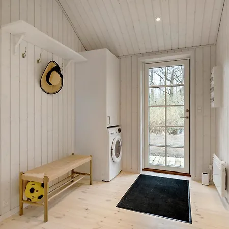 Holiday home Beautiful In Aakirkeby With Kitchen