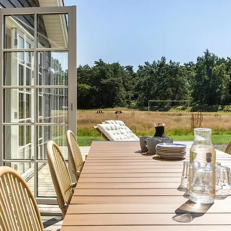 3 Bedroom Lovely In Aakirkeby